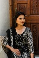 Black and cream boota monochrome slit kurta