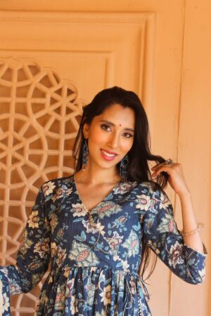 Navy blue nyra cut kurta with pants set