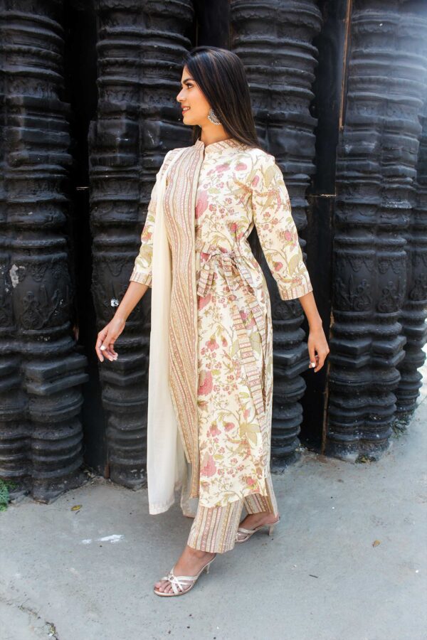 Cream floral half n half kurta straight set - Image 3