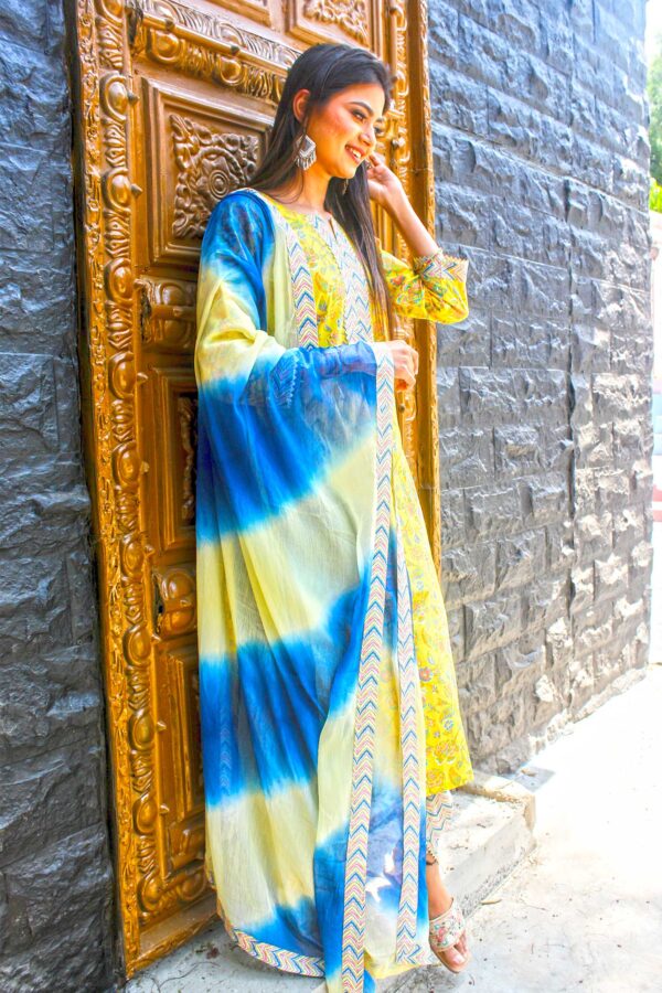 Yellow Blue ikat kurta set - Image 3
