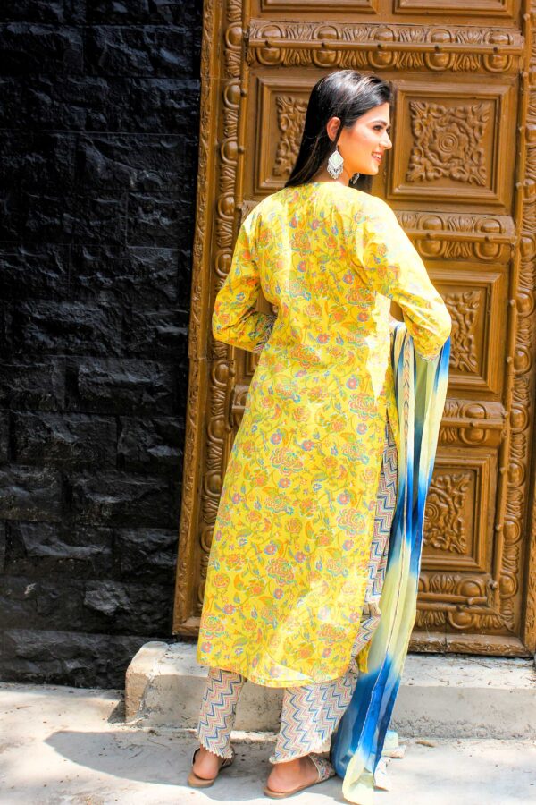 Yellow Blue ikat kurta set - Image 8